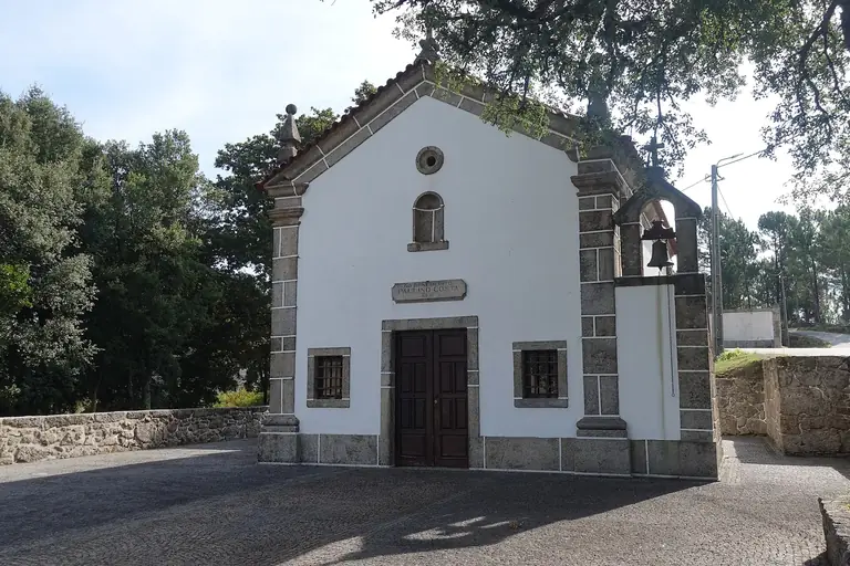 Chapel in Pincães village