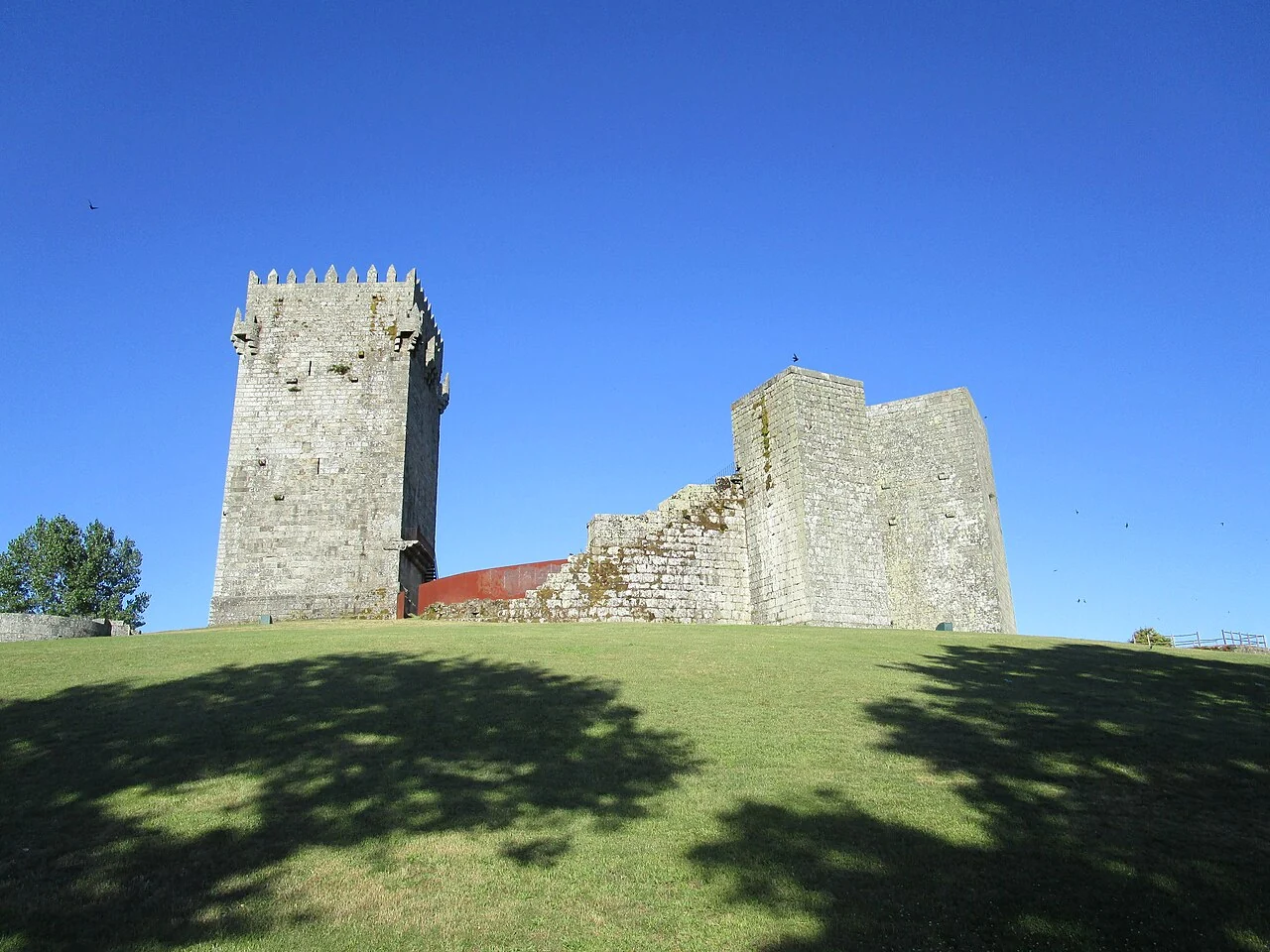 Towers and walls of Castelo de Montalegre