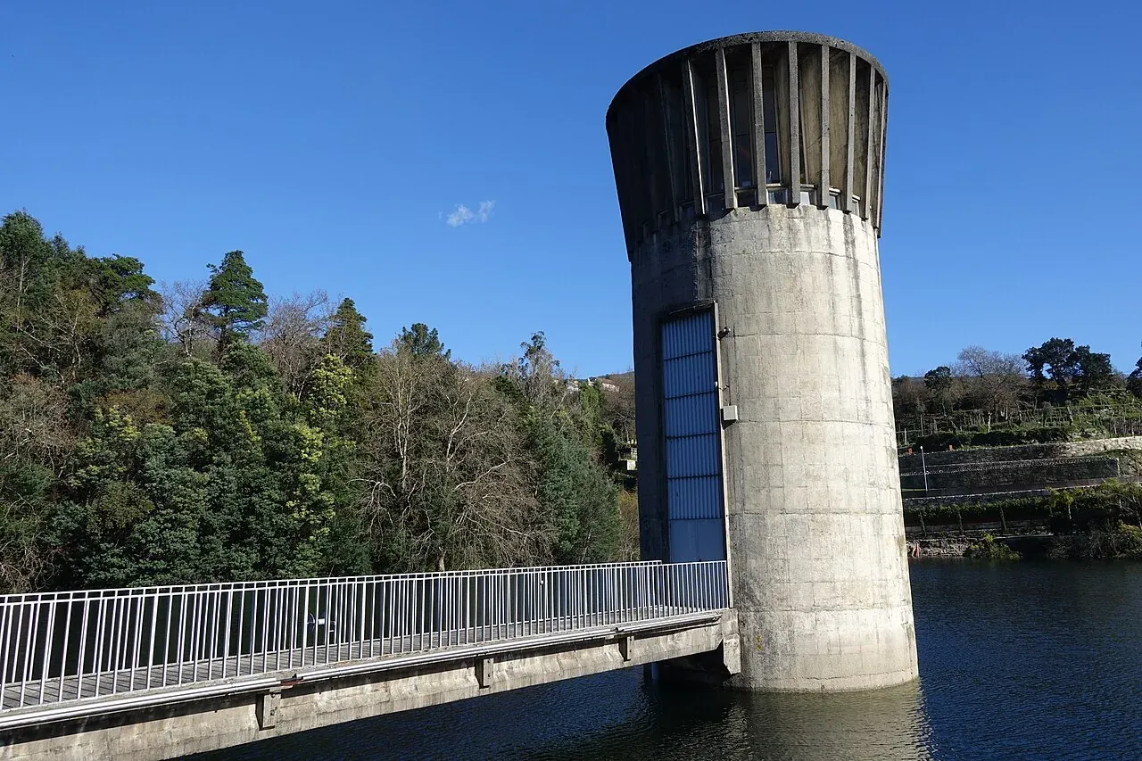 Barragem da Caniçada