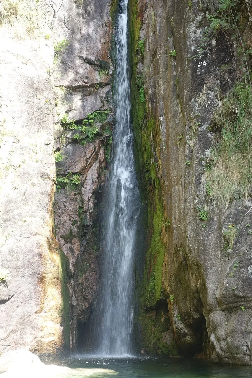 Cascata de Pincães